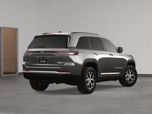New 2025 Jeep Grand Cherokee Limited image 5
