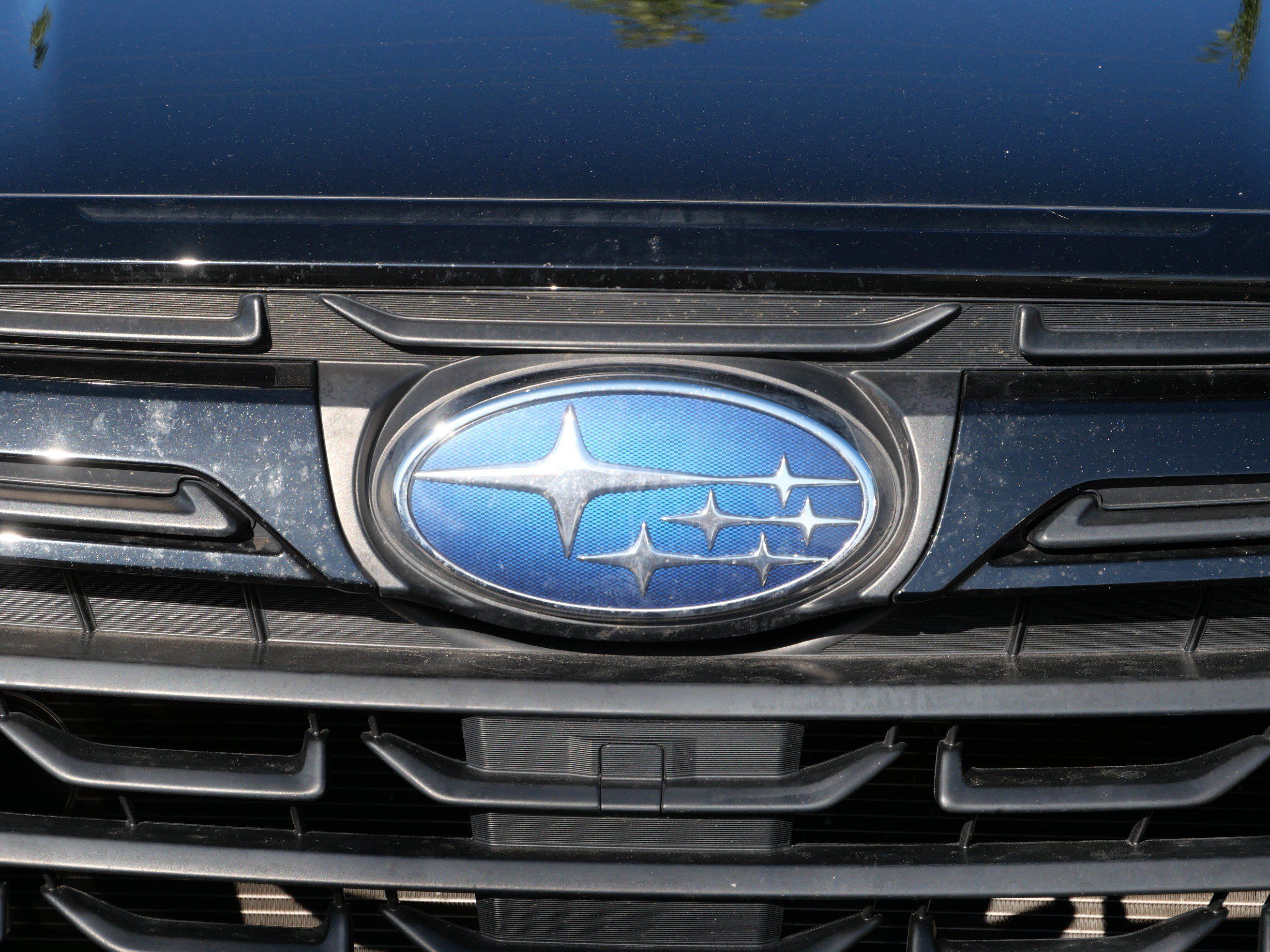 Used 2023 Subaru Forester Premium AWD/4WD image 2