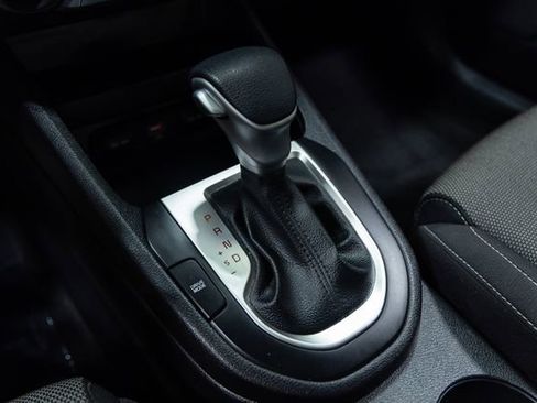 Used 2023 Kia Forte LXS image 19