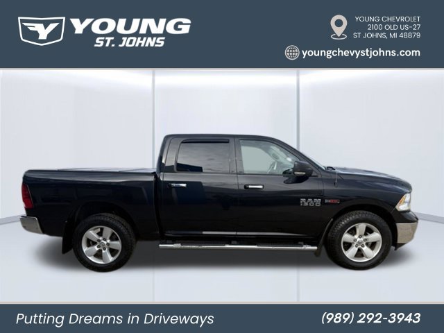 Used 2018 RAM 1500 Classic SLT w/ SLT Plus D←cor Group AWD/4WD image 7