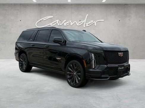 Certified 2025 Cadillac Escalade ESV V AWD/4WD image 2