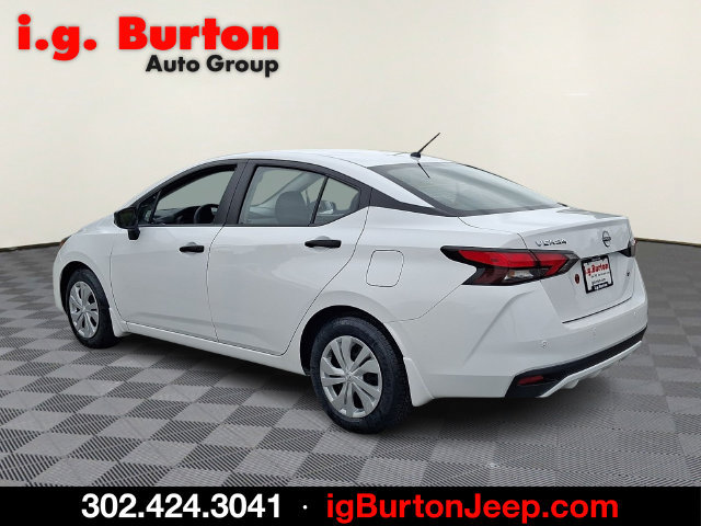Used 2024 Nissan Versa S w/ Trunk Package FWD image 4