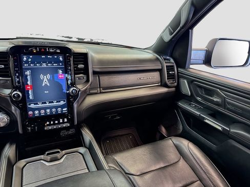 Used 2020 RAM 1500 Limited AWD/4WD image 18