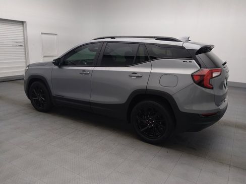 Used 2023 GMC Terrain SLE w/ Elevation Edition FWD image 3