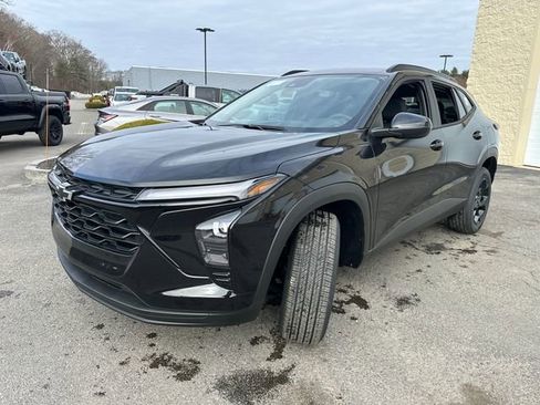 New 2026 Chevrolet Trax LT w/ Driver Confidence Package image 4