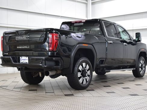 Used 2025 GMC Sierra 2500 Denali w/ Denali Reserve Package AWD/4WD image 8