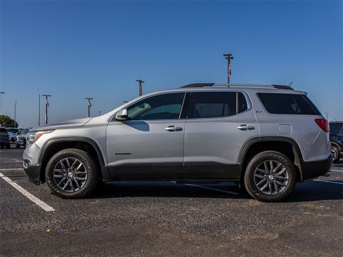 Used 2019 GMC Acadia SLT image 6