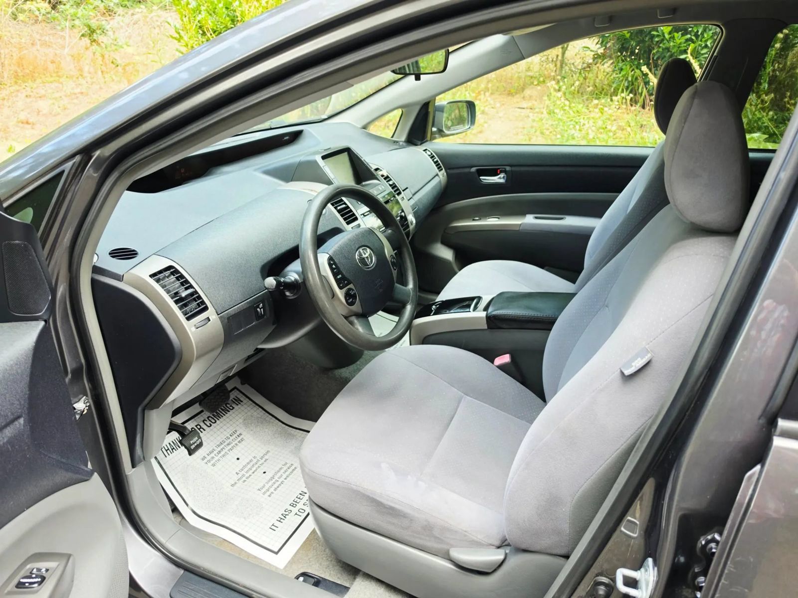 Used 2007 Toyota Prius w/ Pkg 2 FWD image 9