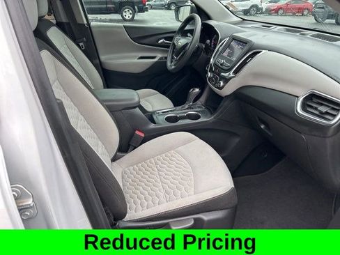 Used 2020 Chevrolet Equinox LS w/ LS Convenience Package image 39