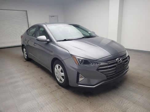Used 2019 Hyundai Elantra SE w/ Cargo Package FWD image 13