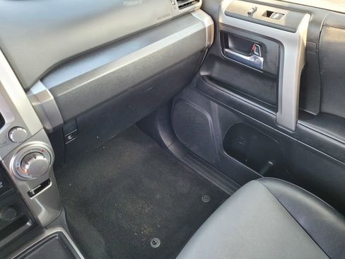 Used 2023 Toyota 4Runner SR5 Premium w/ Moonroof Package RWD image 13