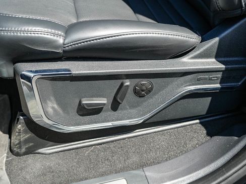 Used 2026 Ford F250 Platinum AWD/4WD image 21