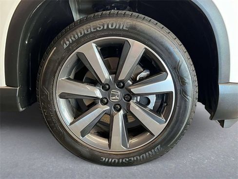 Used 2023 Honda Pilot Elite image 7