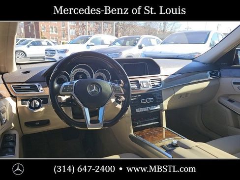 Used 2014 Mercedes-Benz E 350 4MATIC Sedan image 12