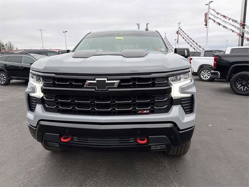Used 2024 Chevrolet Silverado 1500 LT Trail Boss image 12