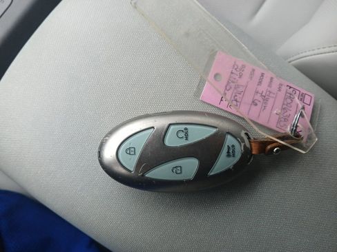 Used 2025 Hyundai Ioniq 6 SEL RWD image 32