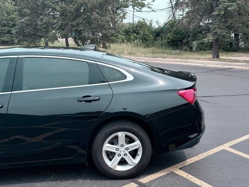 Used 2020 Chevrolet Malibu LS FWD image 6