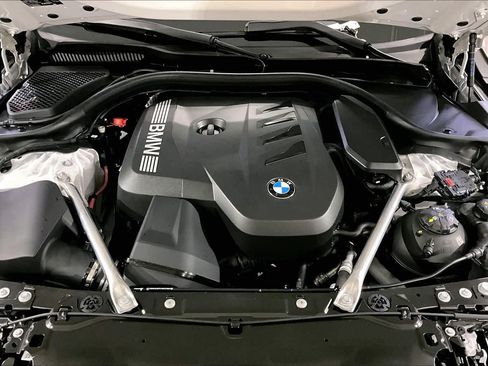 Certified 2026 BMW 530i xDrive w/ Premium Package AWD/4WD image 30