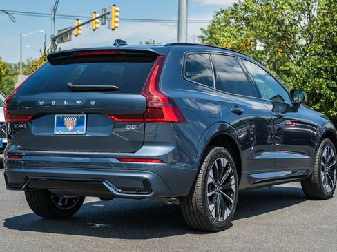 New 2027 Volvo XC60 B5 Plus AWD/4WD image 5