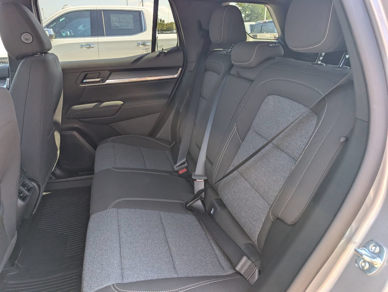 New 2027 GMC Terrain Elevation w/ LPO, Floor Liner Package FWD image 20