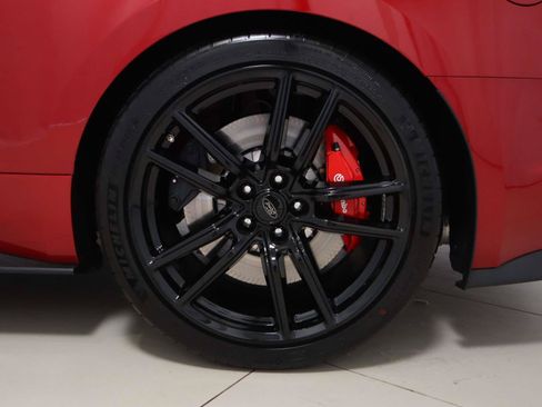 Used 2020 Ford Mustang Shelby GT500 w/ Technology Package RWD image 10