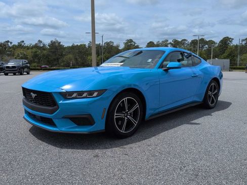 Used 2024 Ford Mustang Coupe image 9