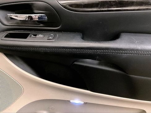 Used 2017 Dodge Grand Caravan SE w/ Power Window Group image 24