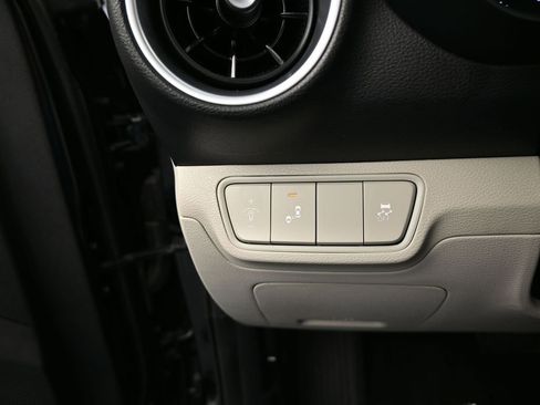 Used 2022 Kia Forte LXS w/ LXS Technology Package image 29