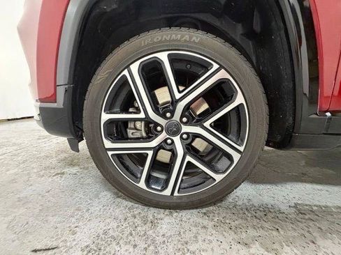 Certified 2025 Jeep Compass Limited w/ Elite Group AWD/4WD image 13