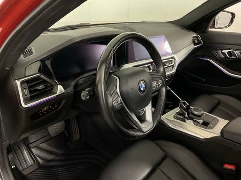 Used 2022 BMW 330i xDrive Sedan w/ Premium Package AWD/4WD image 18