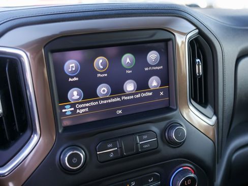 Used 2021 Chevrolet Silverado 2500 High Country w/ Z71 Off-Road Package image 19