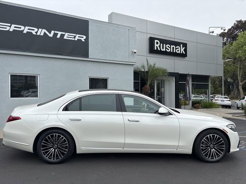 Used 2023 Mercedes-Benz S 500 4MATIC image 1