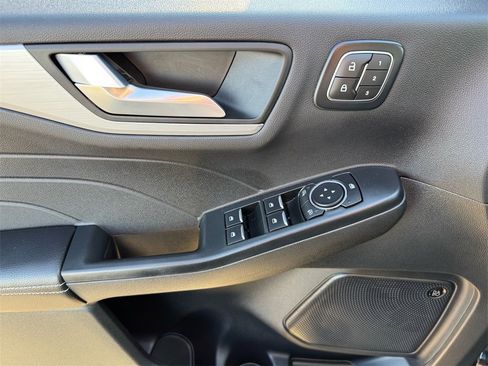 New 2025 Ford Escape Base w/ PHEV Premium Package image 5