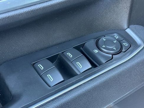 Used 2025 Chevrolet Silverado 2500 LT w/ Convenience Package image 12