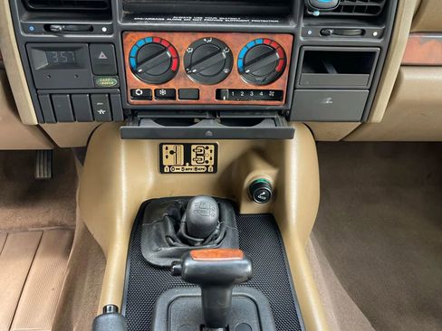 Used 1999 Land Rover Discovery SD image 10