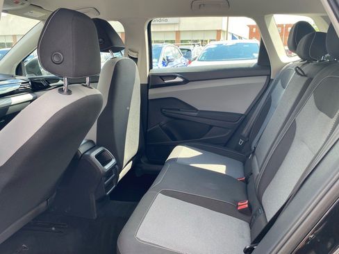 Certified 2023 Volkswagen Taos S image 19