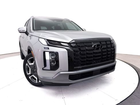 Used 2023 Hyundai Palisade Limited AWD/4WD image 9