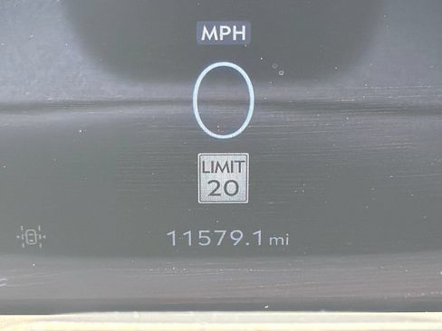 Used 2025 Lincoln Aviator Reserve w/ Luxury Package RWD image 4