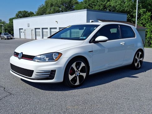 Used 2016 Volkswagen GTI S FWD image 3