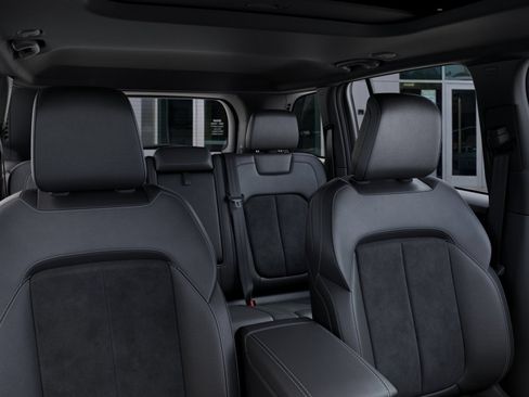 New 2026 Jeep Grand Cherokee Altitude RWD image 26