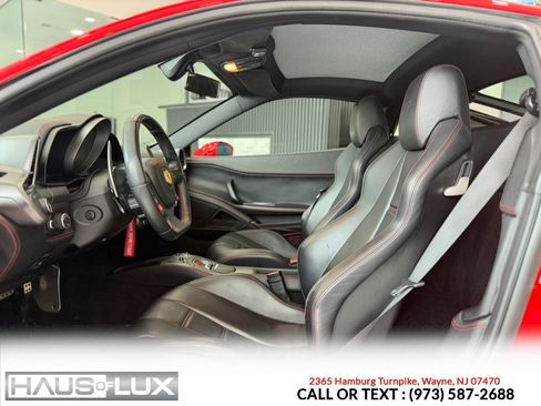 Used 2013 Ferrari 458 Italia Coupe RWD image 16