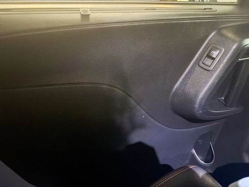 Used 2019 Dodge Grand Caravan GT FWD image 24