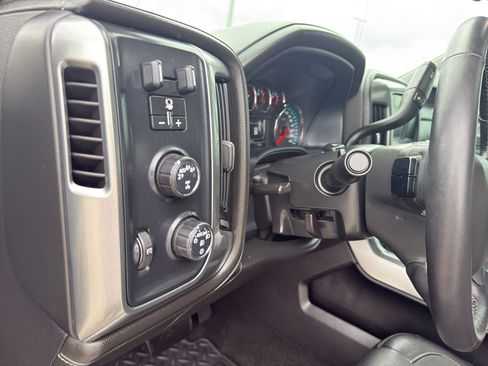 Used 2018 Chevrolet Silverado 1500 LTZ Z71 w/ LTZ Plus Package AWD/4WD image 16