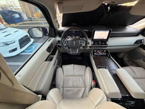 Used 2019 Lincoln Navigator Reserve image 63