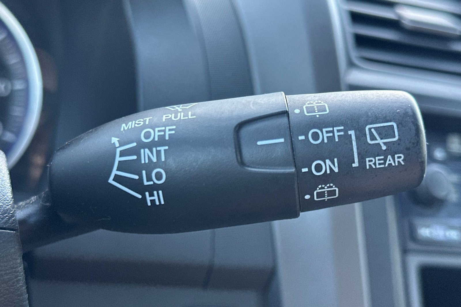 Used 2011 Honda CR-V LX image 28