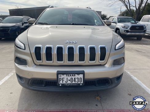 Used 2015 Jeep Cherokee Latitude image 3