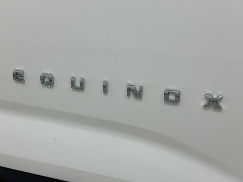 New 2026 Chevrolet Equinox LT image 23