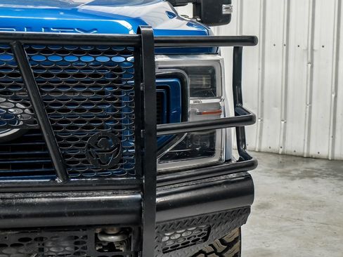 Used 2022 Ford F350 Platinum w/ FX4 Off-Road Package AWD/4WD image 51