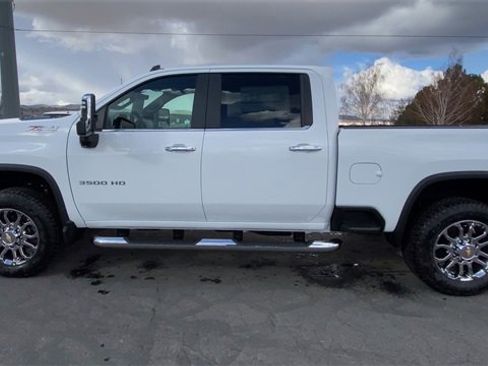 New 2026 Chevrolet Silverado 3500 LT w/ Z71 Chrome Sport Edition image 5