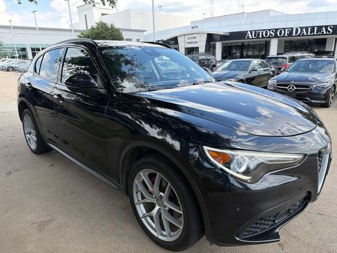 Used 2018 Alfa Romeo Stelvio Sport w/ Quick Order Package 22J Sport AWD/4WD image 1